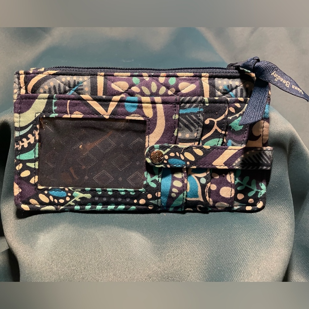 Vera Bradley ~ RFID Ultimate Card Case~ Blue Island Medallion
